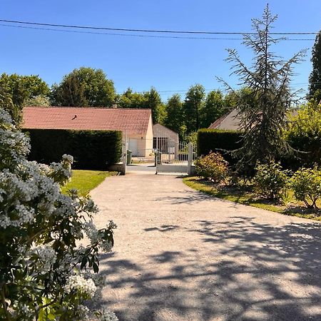 Les Sablons Villa La Houssaye-en-Brie Exteriör bild